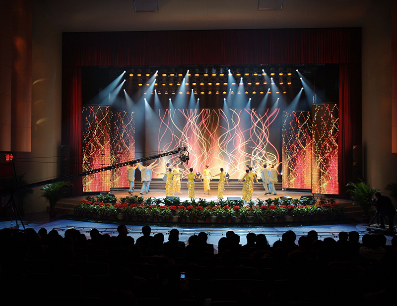 stage led screen market and technology development