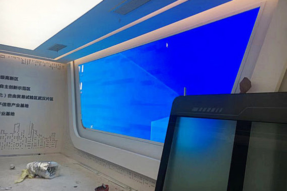 P1.56 Pantalla LED fija para interiores. Se instaló en una sala de exposiciones en Arabia Saudita
